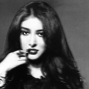 Meet your Posher, Thalia